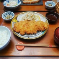 赤坂うまや - 桜島どりのチキンカツ定食(1,350円) 赤坂うまや - 桜島どりのチキンカツ定食(1,350円)