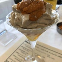 レストラン アルティザン（restaurant Artisan） - ウニとカニとコンソメジュレ　マッシュルームのエスプーマ