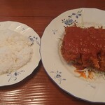 サンマロン - 料理写真:『チキンカツトマトソースライス』(税込み1000円)