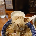 麺屋 悠 - 特徴ある悠オリジナルの具だくさんのワンタンは、冷えても最高だ！