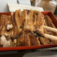 西麻布いちのや - 肉厚ぷりぷりの鰻