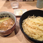 小麦と肉 桃の木 - 