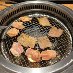 Jukuseiyakiniku itiban - 鶏肉は早めに焼き始めるべし。