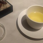 レストラン ローブ - チョコ、ハーブティ