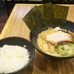 麺屋 王道 - ラーメン、ライス