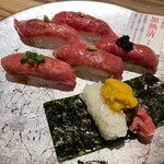 Honki Yakiniku Niku To Meshi Nikuzushi - 肉寿司おまかせ