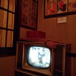 Hakuri tabai hanbee - 個室のテレビ