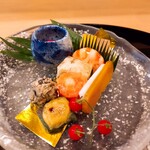 湖月 - 【先付】手間の掛かった料理