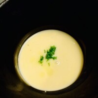メロンとポテトの冷製スープ