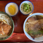 うどんのまん屋 - ミニ丼ハーフランチ　890円