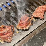 京城館 - ハラミ　カルビ　ハツ