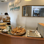 塩パン屋 パン・メゾン - 店内