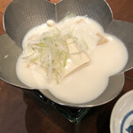 日本料理 海幸 - 意外と洋風な味わいの豆乳鍋