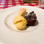 ビストロ・デジャ - 