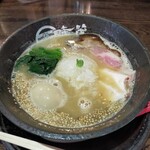 麺屋 時茂 - 鶏白湯の醤油1000円