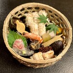 赤坂とゝや魚新 - 炭籠弁当