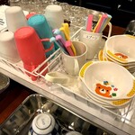 いなみころ - フォークやスプーンはもちろん、うどんをカットするキッチンバサミ等もご用意しております。