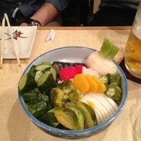 里葉亭 - 漬物盛合せ