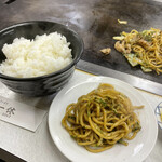 お好み焼き 一休 - ランチ　焼そば定食¥660