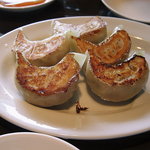 カオルーン - 自慢の焼きギョーザ
