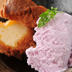 DEIGO - 食後のデザートに♪サーターアンダギーwithブルーシールアイス