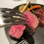 Steak Dining Vitis - 黒毛和牛炉窯焼きステーキ2部位の食べ比べ サーロインリフト