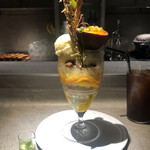 PATISSERIE ASAKO IWAYANAGI - パルフェビジュー トロピカルフルーツ、「インドネシア　ペジェンターン セメンドー農園　中煎り」のコーヒー  5,500円（税込）