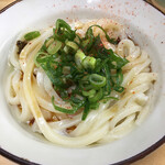 谷川米穀店 - 熱いうとん小と卵　200円