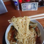 天宝 - 和風スタミナピリ辛らーめん　880円　天空麺リフト