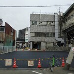 Menya Tokishige - 自転車預り所跡。現在は立入禁止が解除されて駅まで通れます。