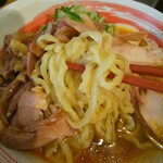 肉そば てノ字 - 麺アップ