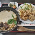 お食事処 さくら - 鰻そば白き山+鶏の唐揚げ