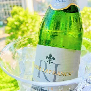 【スパークリングワイン】も飲み放題！