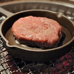 老舗精肉店直送 岡崎焼肉 飛騨牛の奴隷 - 