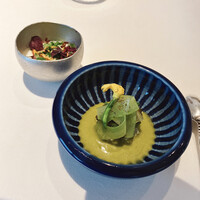 フランス料理 エステール by アラン・デュカス - 手前はガスパチョ