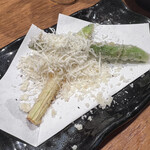 天ぷらとワイン 大塩 - アスパラパルミジャーノ