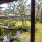 橋本 - 部屋から見たお庭