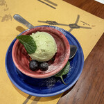 ソロ ノイ スルヌジェ - 