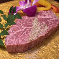 黒毛和牛焼肉 虎斑 北新地店 - 