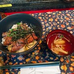 庄膳 - ステーキ丼