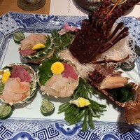 活伊勢海老料理 中納言 神戸三宮本店 - 