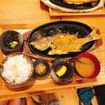 居酒屋がんこ - タマンのバター焼き定食