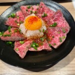 広島焼肉　肉屋のぶすけ紙屋町 - 和牛レアステーキ