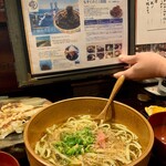 谷町 わらかし - もずく入りソーキそば(ソーキ無し)