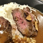 洋食バル エイル - 牛ハラミステーキカレー1430円