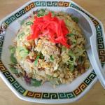 らーめん家 一歩 - 納豆炒飯（紅生姜乗せました）