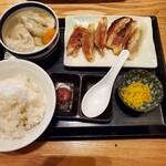 餃子食堂 つるかめ - 