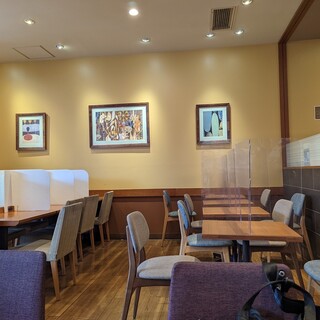 カフェ・ド・クリエ_2