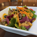 バサラ - ランチ：自家製野菜ドレッシングのサラダ