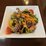 バサラ - ランチ：自家製野菜ドレッシングのサラダ